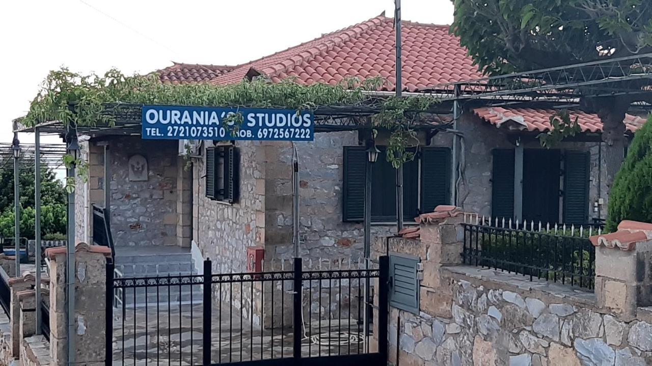 Ouranias Studios Kardhamili Bagian luar foto