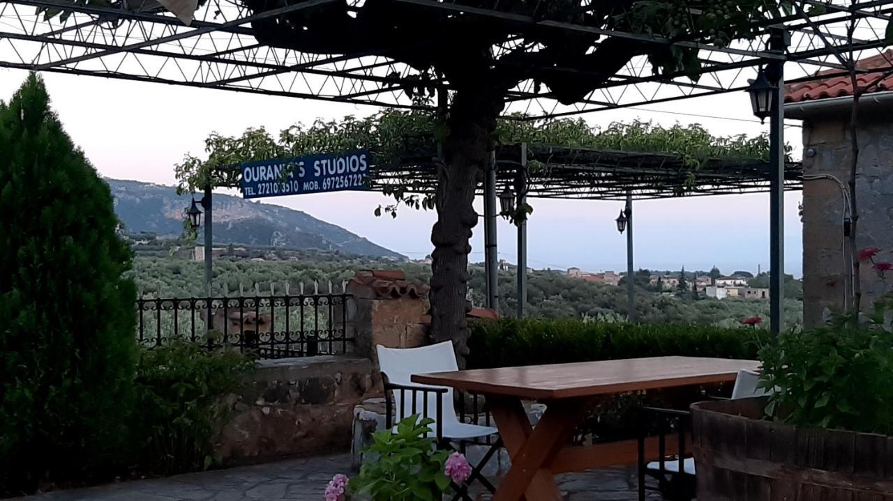 Ouranias Studios Kardhamili Bagian luar foto