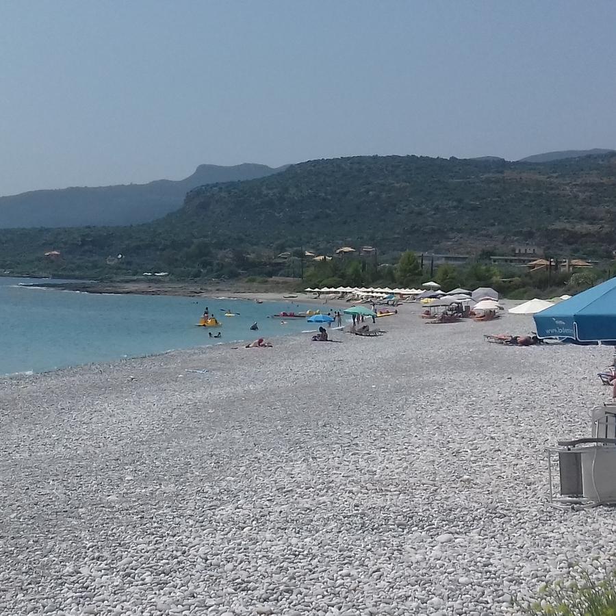 Ouranias Studios Kardhamili Bagian luar foto