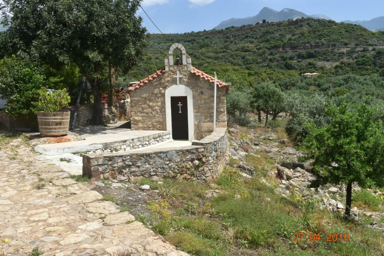 Ouranias Studios Kardhamili Bagian luar foto